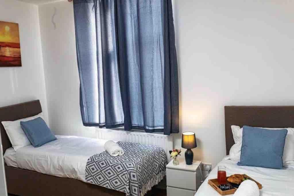 Spacious City Centre 2 Bedroom Apartment - Lt Apartment Лестер Екстер'єр фото
